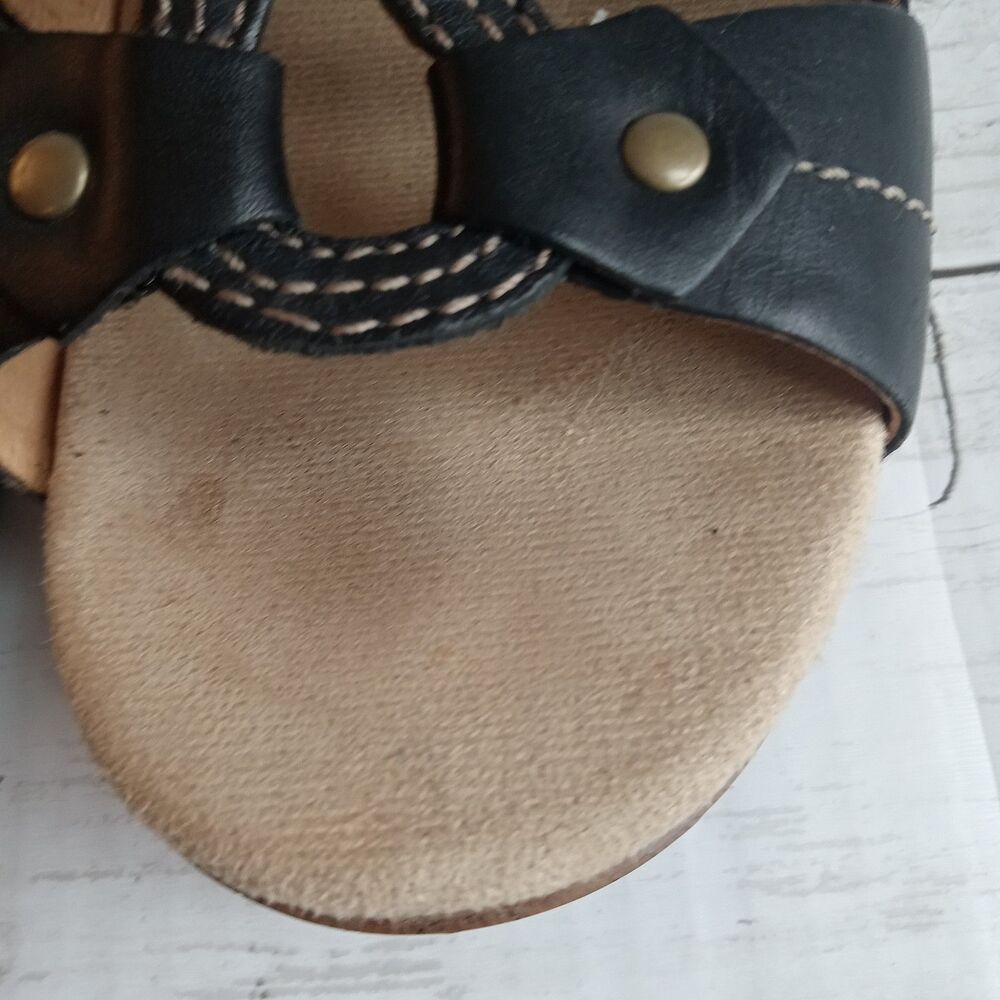 Dansko Serena Size 39 Black Leather Flower Sandal - Picture 7 of 10